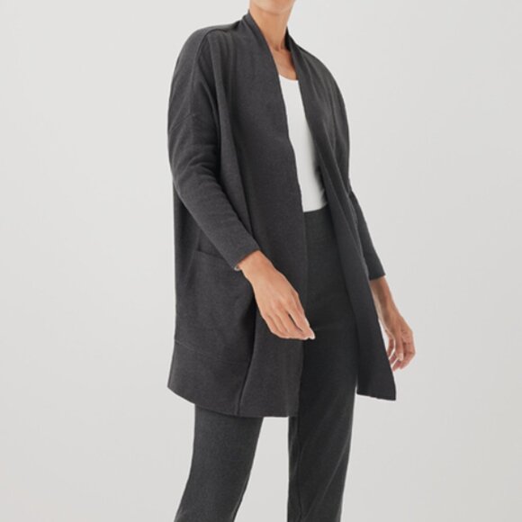 PACT Airplane Wrap - Picture 2 of 3